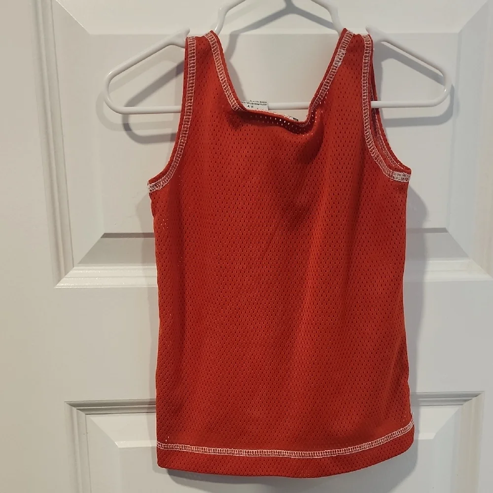 Basic Editions Red Ribbed Fitted Tank Top - Picture 4 of 5